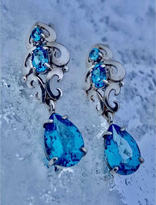 Сережки з підвісками, довгі та стильні сережки (колекція)