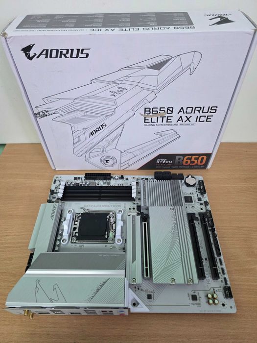 Gigabyte Aorus B650 Elite AX Ice (WiFi)