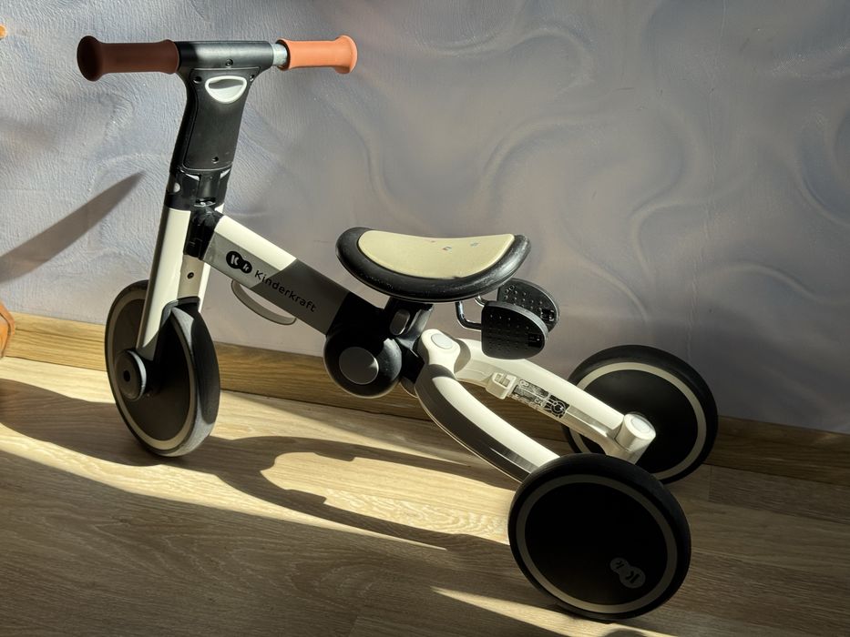 Беговел Kinderkraft 4TRIKE сірий