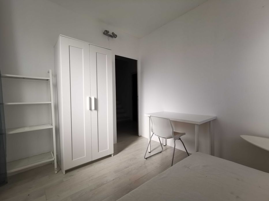 quarto estudante para arrendamento junto à praça do giraldo de évora
