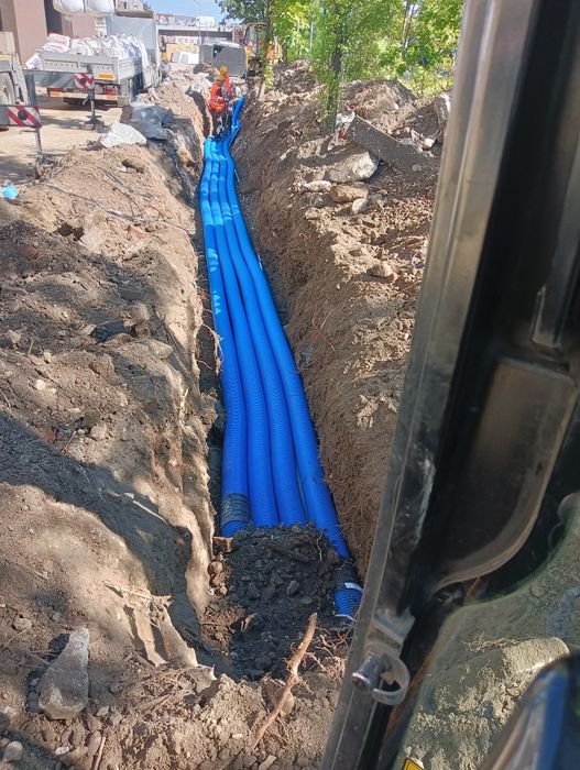 Usługi minikoparką przyłącza elektryczne