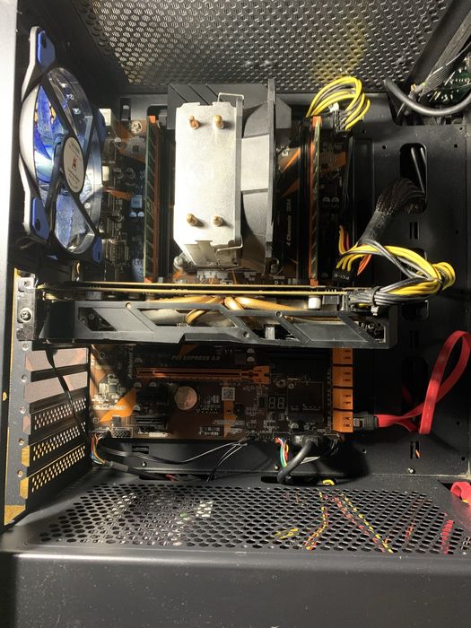 Игровой ПК 12 ядер / RX 570 / 32 ГБ + Монитор 24”