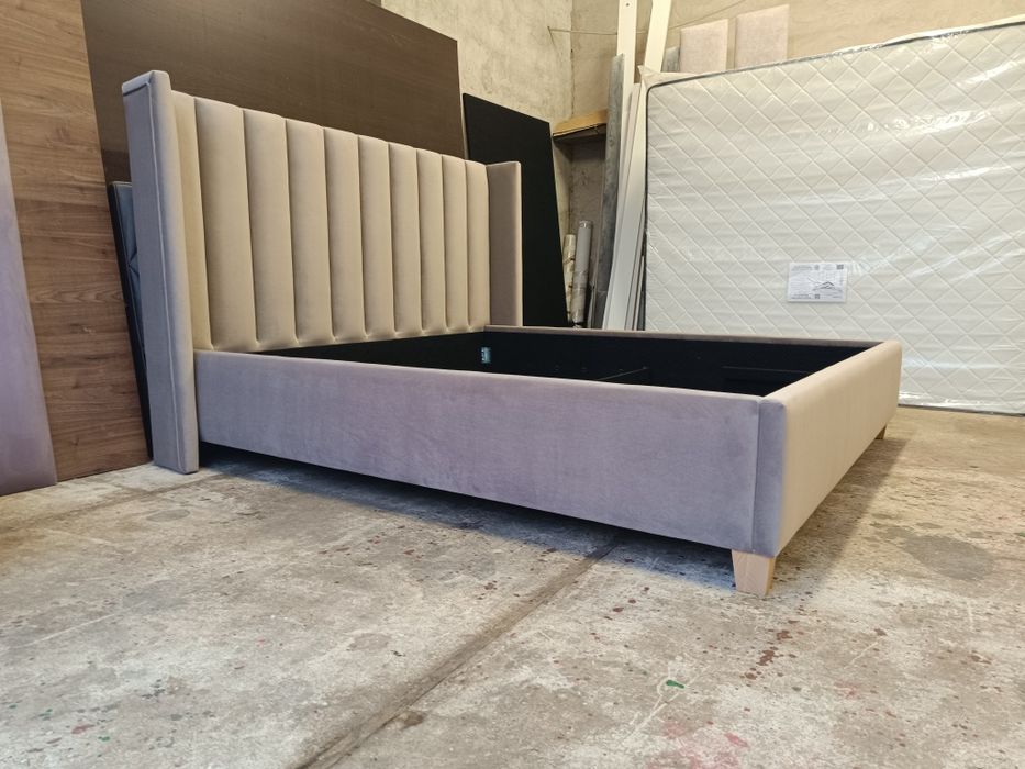 Łóżko tapicerowane panele uszy boki stelaż plecionka stelaż pojemnik