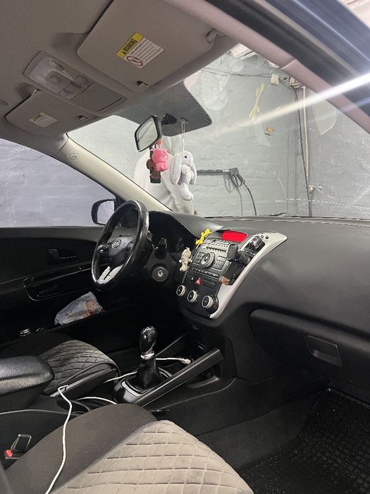 Продам Kia Ceed 1.6 (2010 рік)
Автомобіль у відмінному технічному стан