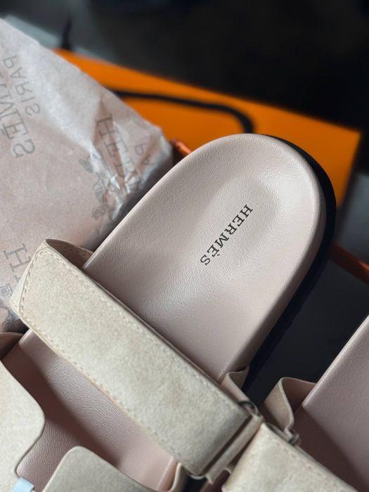 Капці шльопанці рожеві ерме хермес hermes шипр chypre Жіночі шльопанці шкіряні