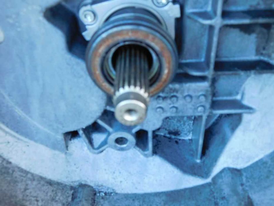 Skrzynia biegów M32 6b Opel 1.9 16V CDTI Astra H Zafira B Vectra C