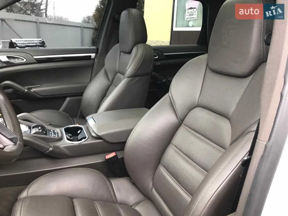 Porsche Cayenne Порше Кайєн 2017 обмін на авто або житлову нерухомість