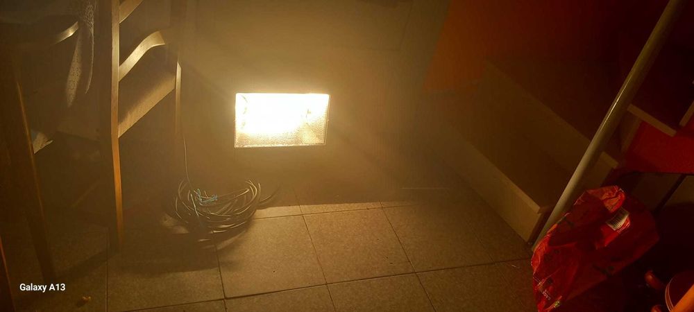 Holofone com boa iluminação