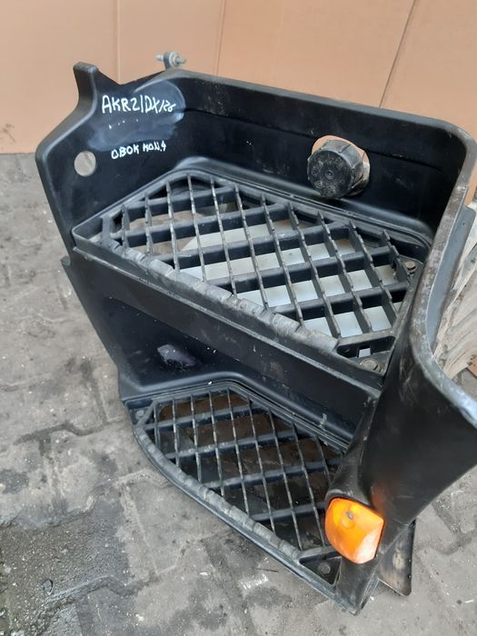 Narożnik Stopnica Lewa Wspornik Zderzaka Przedniego Renault Premium 82317468