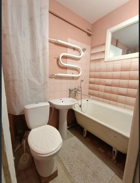 Продам 1-комн. квартиру низ пр. Поля!