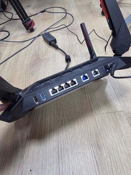 Router ASUS Rogue AX600