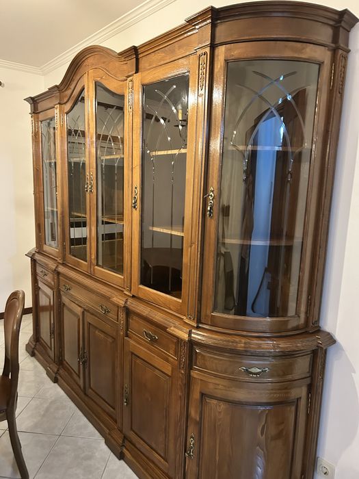 Cristaleira e armario