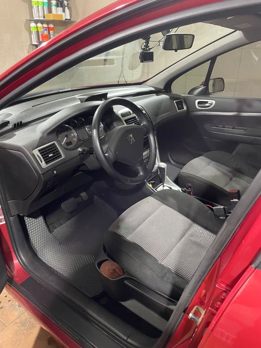 Peugeot 307 1.6 Газ/Бензин Автомат 2006