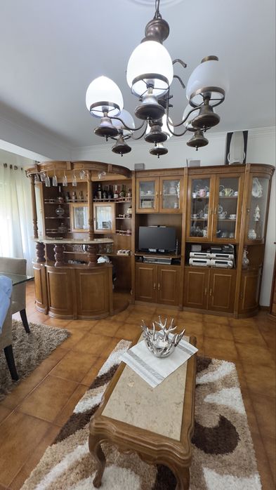 Móvel de Sala Completo com Bar e Balcão – Excelente Estado