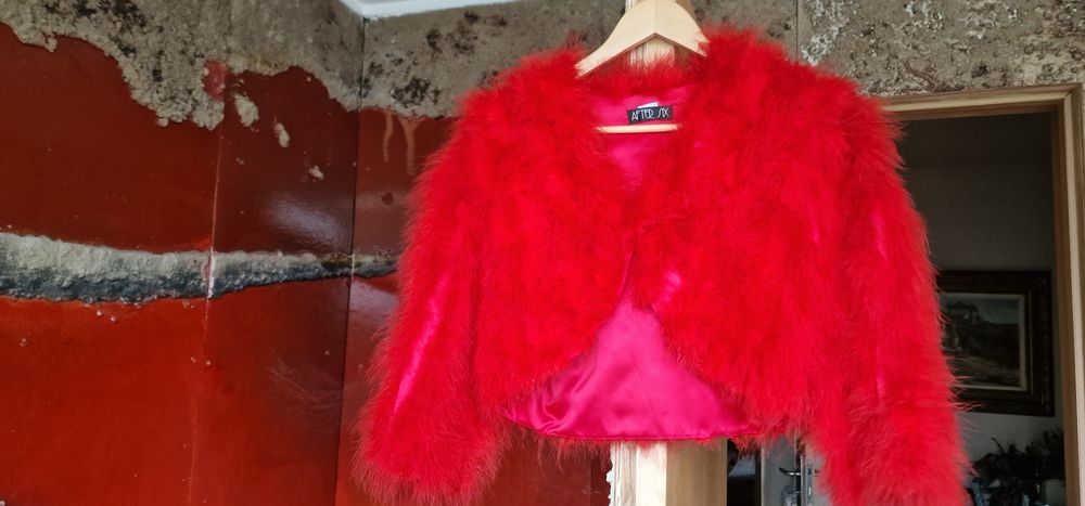 Casaquinho em la sintetica