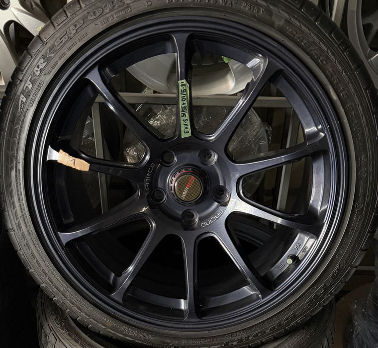 Продам Диски (4шт)  R18  ZE40 RAYS   9/10j  ET30/15   5x114,3