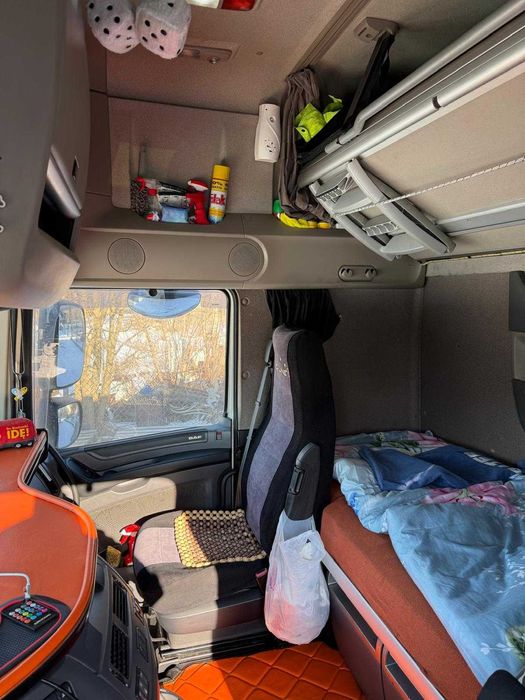 Sprzedam ciągnik siodłowy Daf XF 106 LOW DECK/MEGA