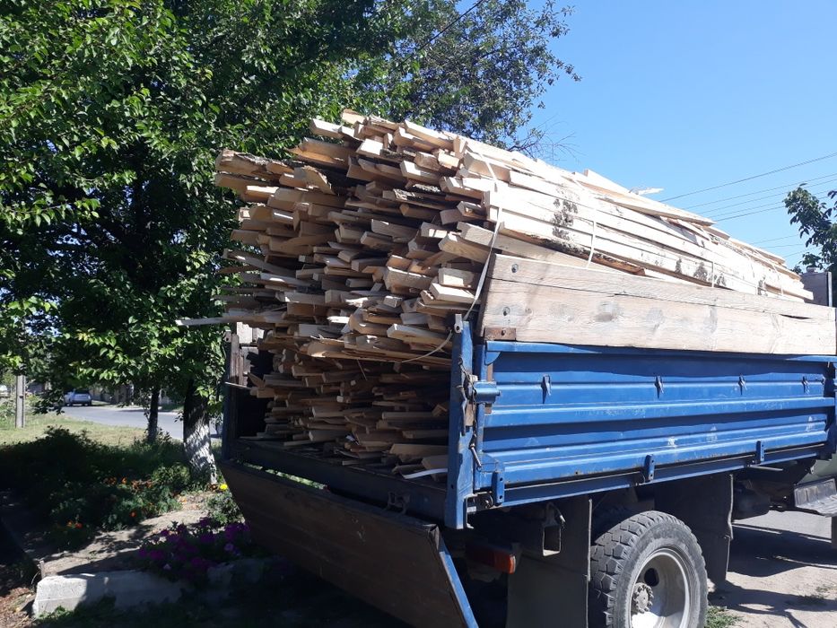 Дрова твердых пород дуб ясень