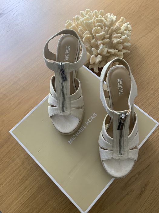 Sandalias Michael Kors,  Novas, 37, Originais, Cor Cru