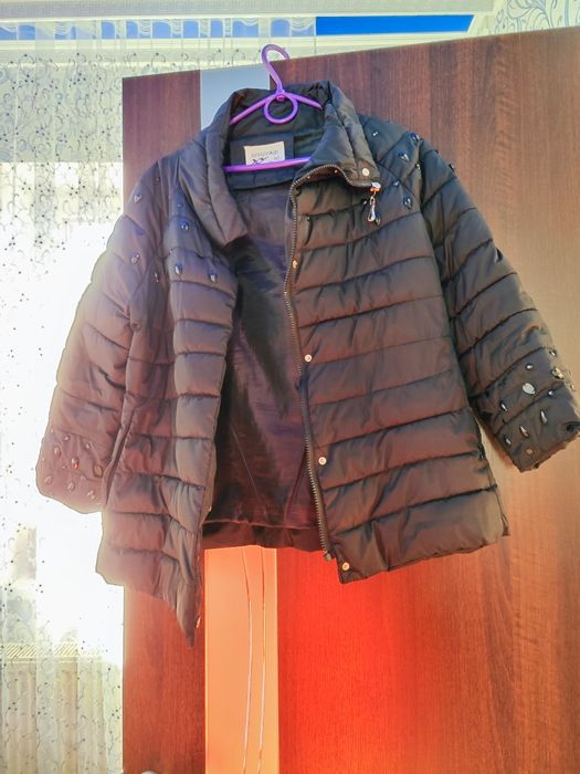 Продам куртку рукав три четверті