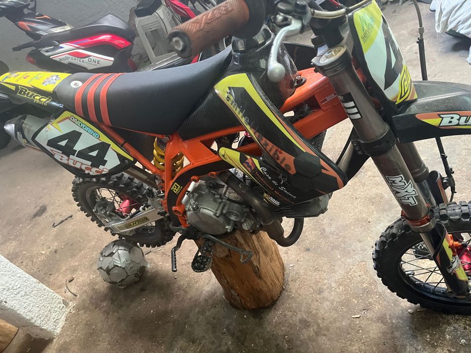 Bucci com motor dyatona