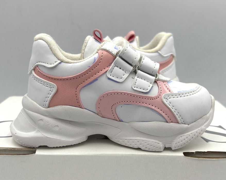 ‼️Nowe oryginalne buciki sneakersy dziecięce GUESS Noel białe 21 AZ222