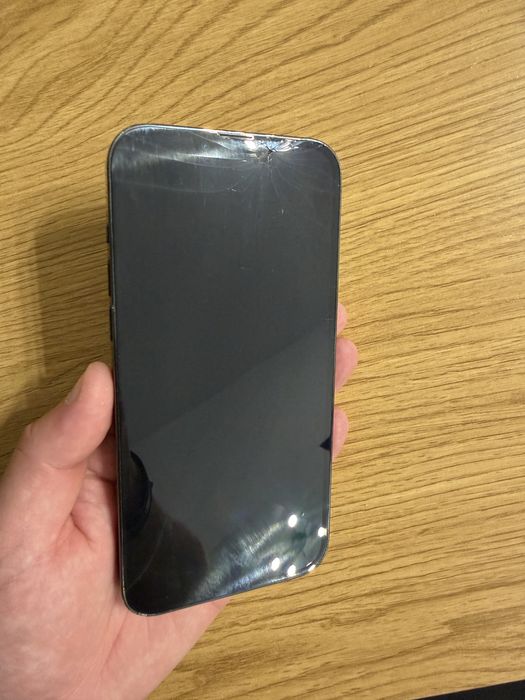 Продам iphone 13 pro max