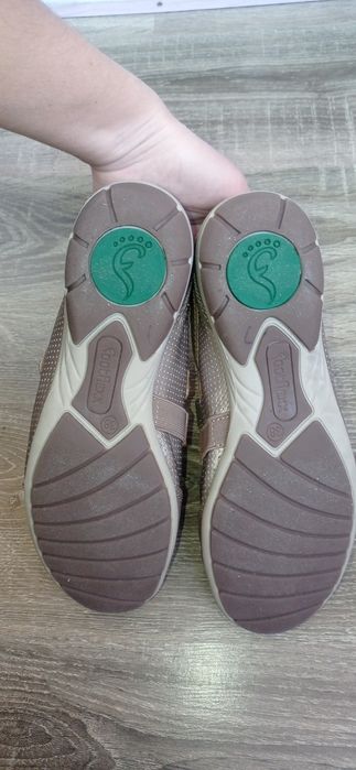 Красовки кросівки кеди footflexx
