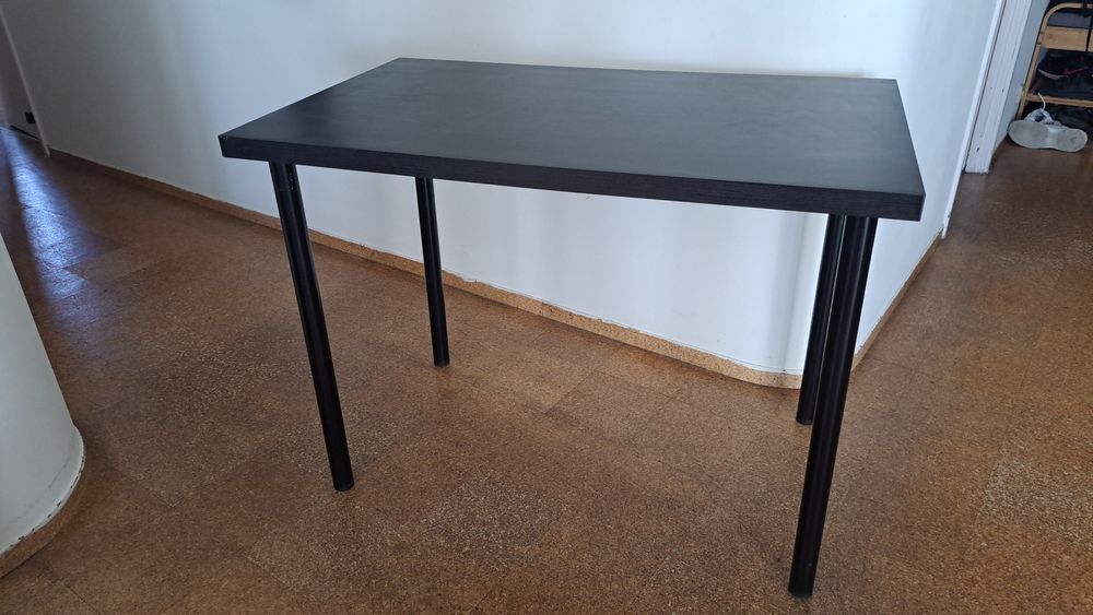 Secretária IKEA 100 x 60cm