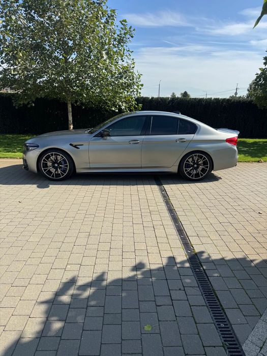 BMW M5