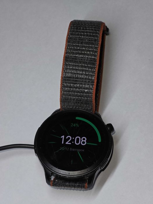 Смарт-годинник Amazfit GTR 4