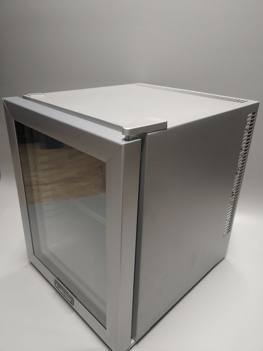 Міні холодильник, (міні бар) вітрина Klarstein