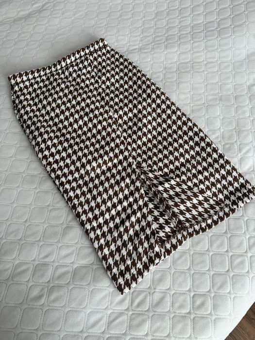 Продам жіночу теплу спідницю