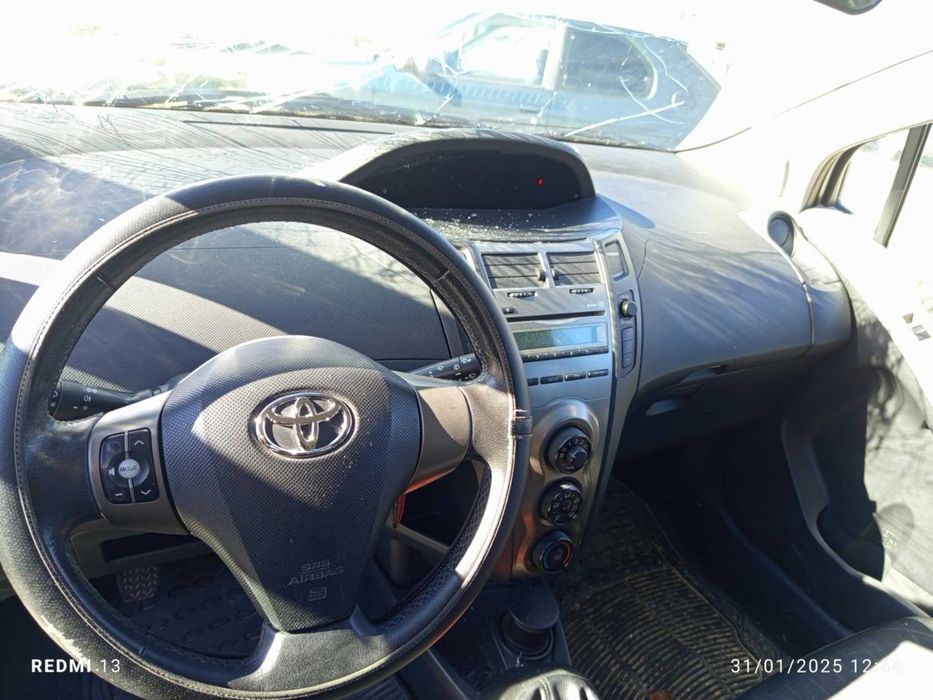 Para peças Toyota Yaris P9 1.0 VVT-I ano 2010