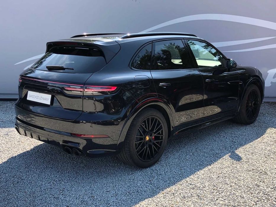 Czarne felgi R21 5x130 Porsche Cayenne E1 9PA II E2 92A Audi Q7 4M 1 I