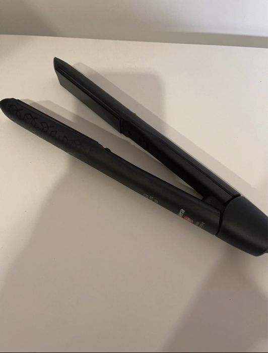 Prancha alisadora de cabelo Valera Apta 100