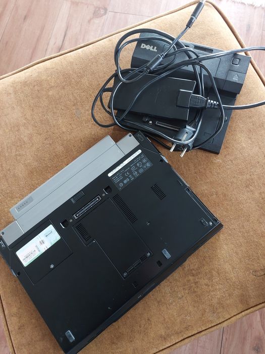 Dell Latitude e4300 super retro laptop w perfekcyjnym stanie Polecam