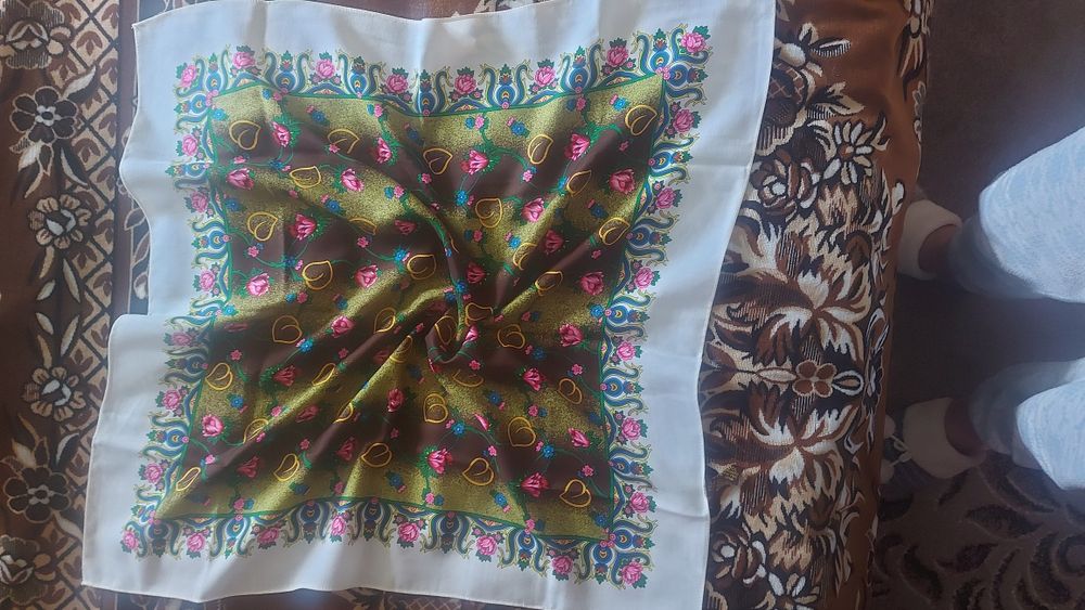 японські хустки. жіночі хустки