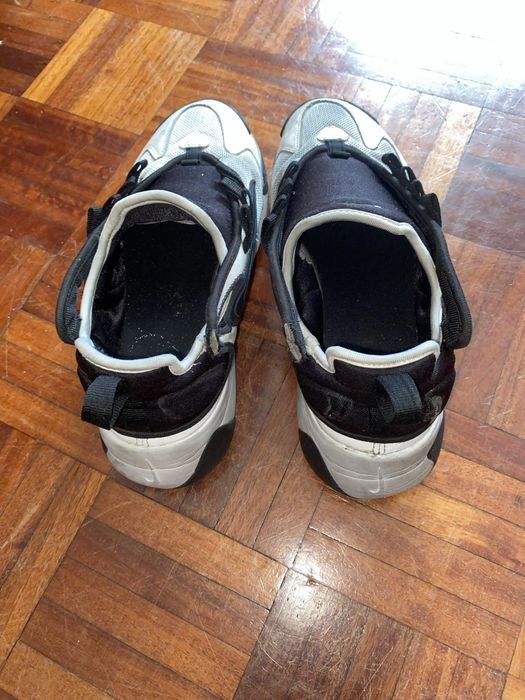 Nike zoom preto e branco