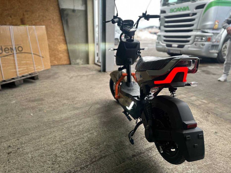 Електроскутер IDemo IRONWHEEL PRO