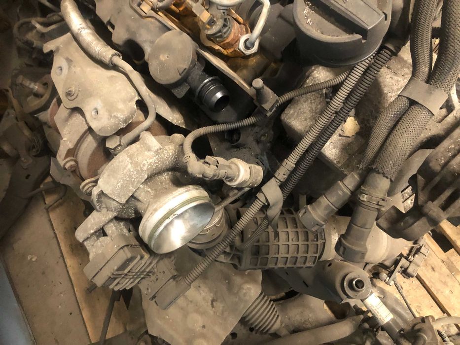 silnik  bmw b37c15 przebieg 114tyś