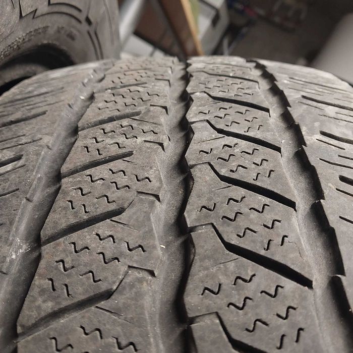 opony zimowe 225/65/16 C Continental VAN Contact Winter