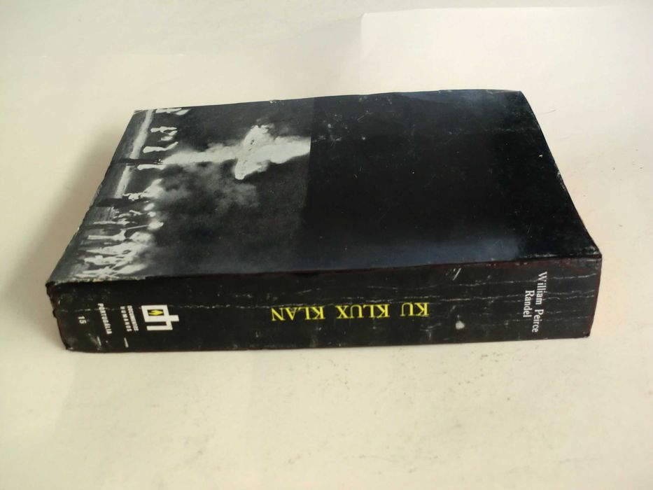 Ku Klux Klan
de William Peirce Randel