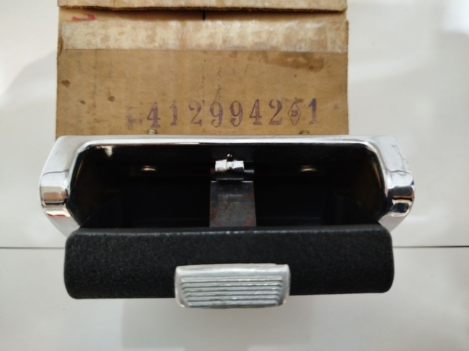 Cinzeiro FIAT 850 Coupé