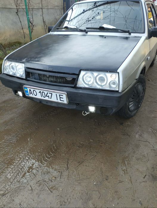 Продам ваз 21099