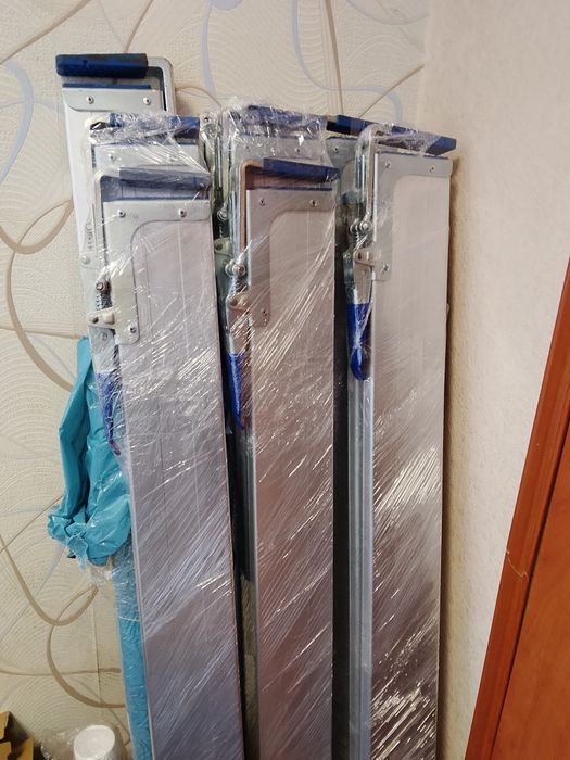 стяжні ремні б.у. в гарному стані  .з довгою трещіткою  10м . 8м..