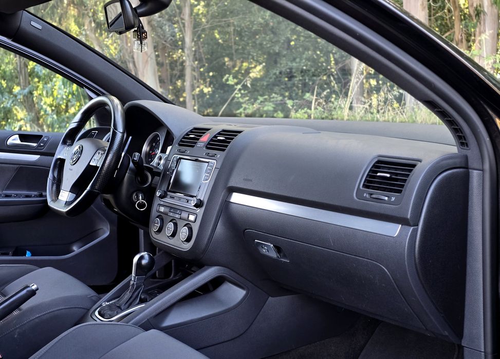 Volkswagen Golf 5 GTI DSG LOOK R32 SELO BARATO