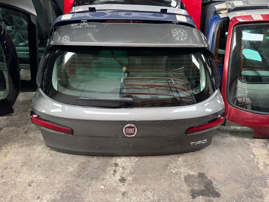 TAMPA DA MALA FIAT TIPO 2019 CARRO