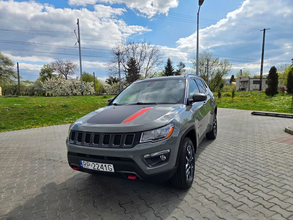 Jeep Compass 2.4 B wersja Trailhawk zarejestrowany bogata wersja