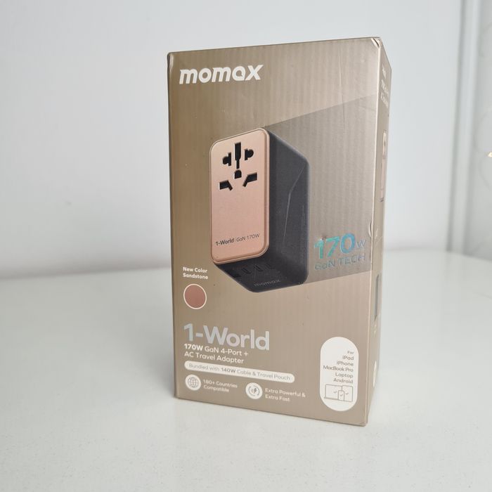 Універсальний дорожній адаптер MOMAX 170 Вт GAN  5-в-1 для 2 ноутбуків